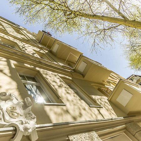 Hochwertige Altbauwohnung Im Modernen Stil In Wiesbaden - Kueche - Terrasse - Wlan - Zentral Bagian luar foto