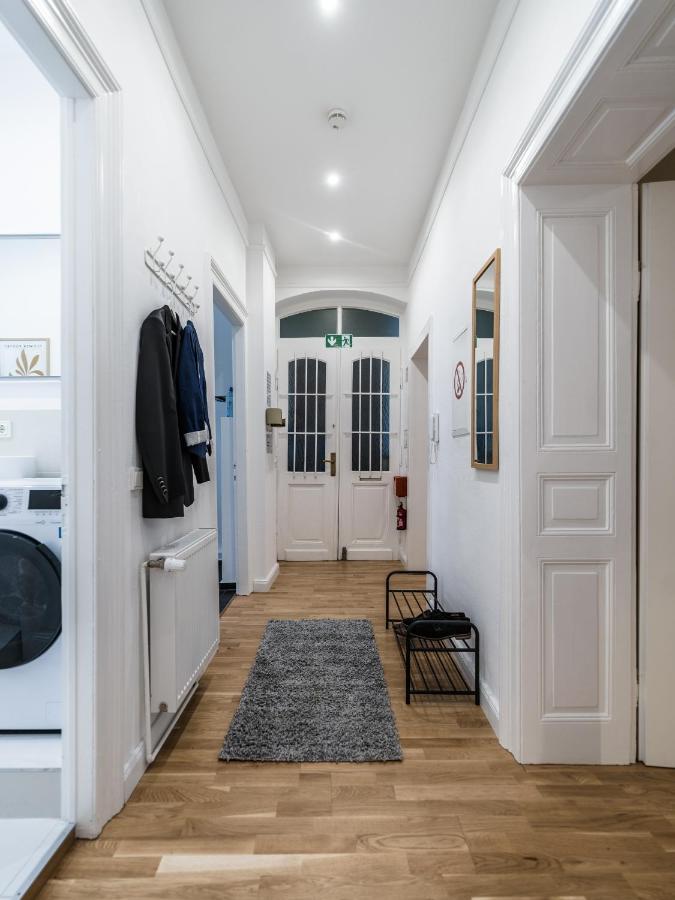 Hochwertige Altbauwohnung Im Modernen Stil In Wiesbaden - Kueche - Terrasse - Wlan - Zentral Bagian luar foto