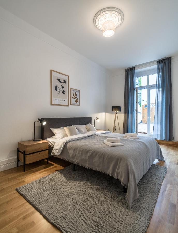 Hochwertige Altbauwohnung Im Modernen Stil In Wiesbaden - Kueche - Terrasse - Wlan - Zentral Bagian luar foto